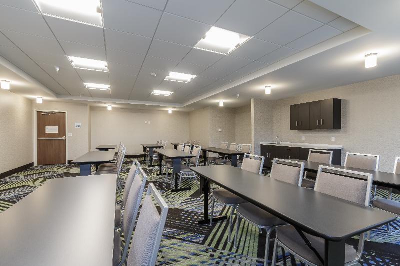 Holiday Inn Express & Suites- South Bend Casino By Ihg Exteriör bild